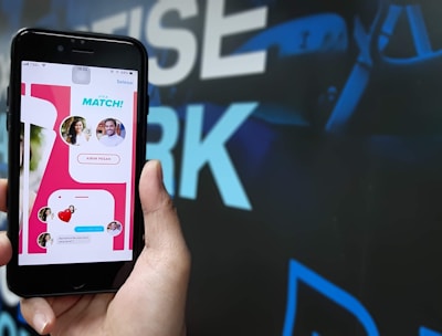 Close-up of a mobile screen showing a bonus notification with colorful highlights.